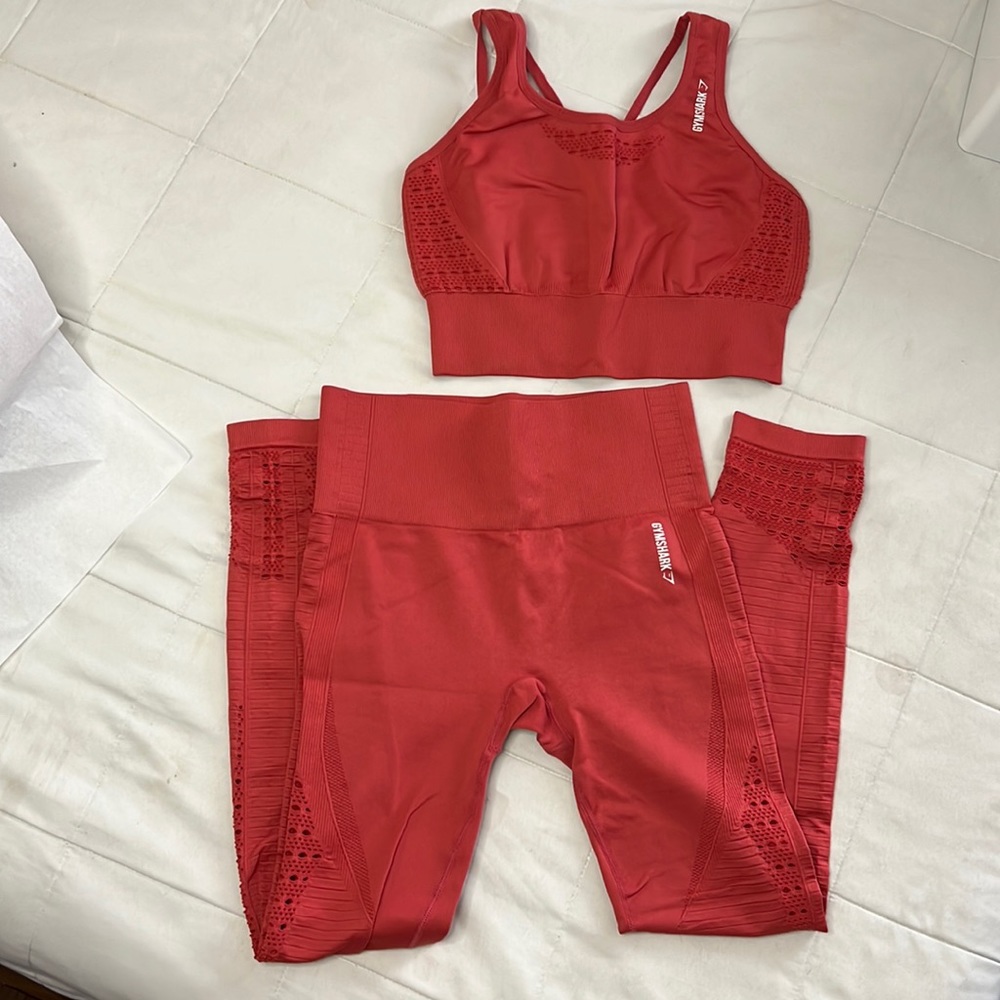 Gymshark red set